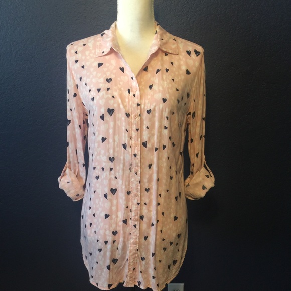TALBOTS Soft Flowy Lightweight Hearts Button Up - Picture 1 of 8